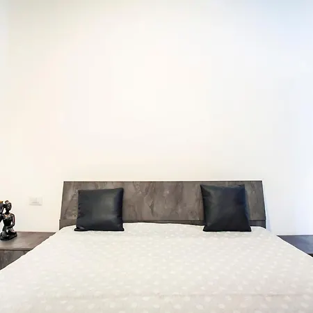 Апартаменты Milano 76 *