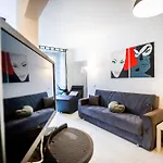 Milano 76 Apartment *
