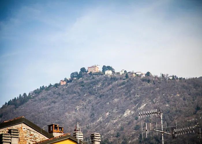 Milano 76 アパート *