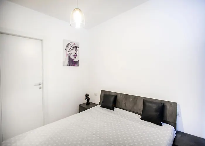 Milano 76 アパート